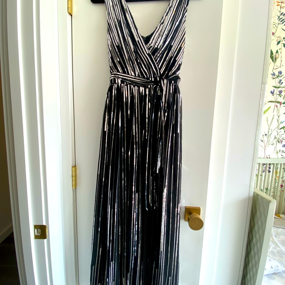 City Goddess sequin chiffon wrap maxi dress. Size M, great condition.
